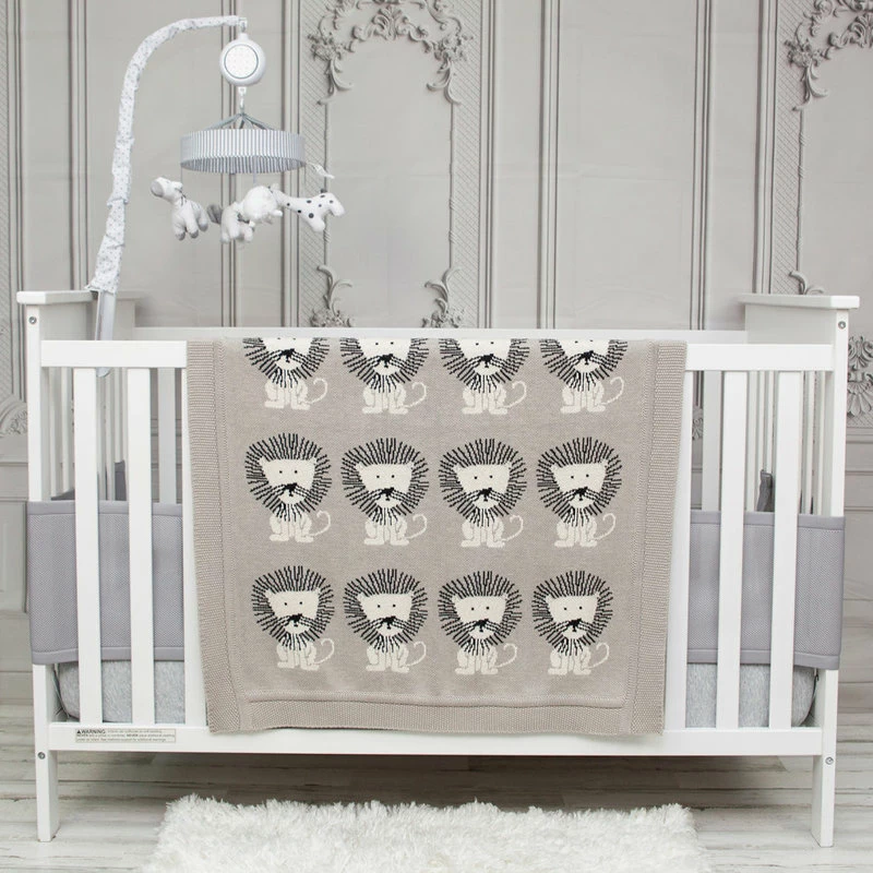 Parkland Collection Lion King Light Grey Knitted Baby Blanket BTRK21165 2 Parkland Collection Lion King Light Grey Knitted Baby Blanket BTRK21165 - Image 2