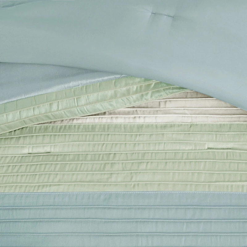 Olliix Madison Park Polyoni-Pieced And Pleated 7-Piece Comforter Set, Queen 11 Olliix Madison Park Polyoni-Pieced And Pleated 7-Piece Comforter Set, Queen - Image 11