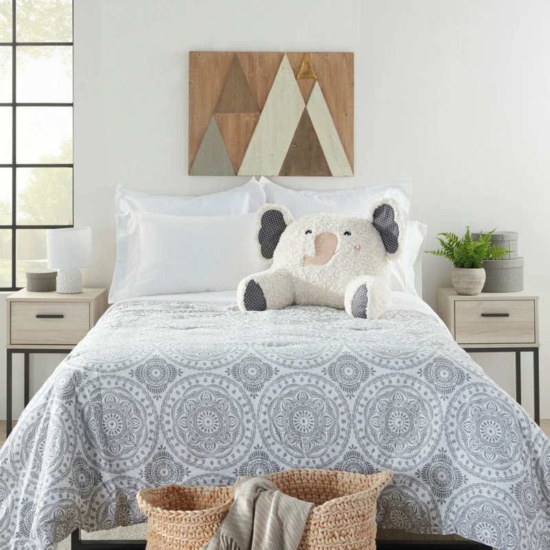 Nourison Mina Victory N2273 Plush Animal, IVORY, 21" X 16" 3 Nourison Mina Victory N2273 Plush Animal, IVORY, 21" X 16" - Image 3